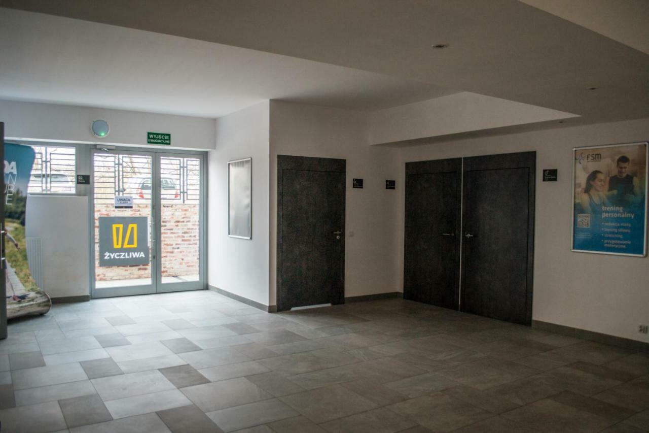 Zyczliwa Centrum Konferencyjno-Sportowe ヴロツワフ エクステリア 写真